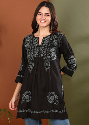 VAHSON Women Chikan Embroidery, Embroidered, Self Design Straight Kurta(Black)