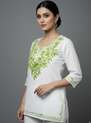 burakh Women Self Design Straight Kurta(White)