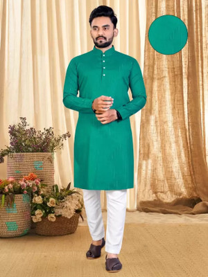 TULSSIKAA Men Solid Straight Kurta(Green)