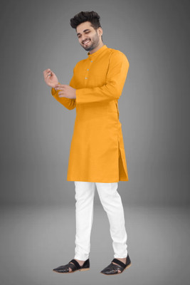 VyomCreation Men Solid Straight Kurta(White, Orange)