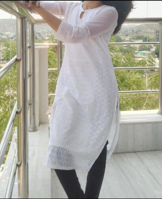 GUFRINA Women Embroidered Straight Kurta(White)