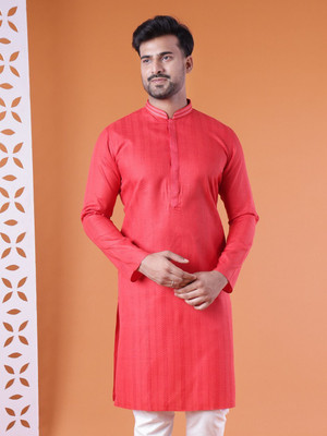 Aurik Men Self Design Straight Kurta(Maroon)
