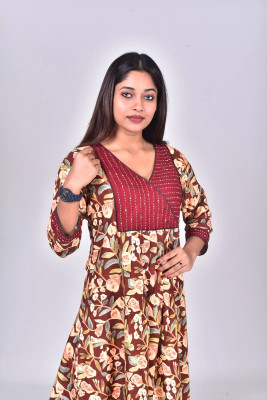 Nirmal Fabric Women Floral Print Flared Kurta(Green)