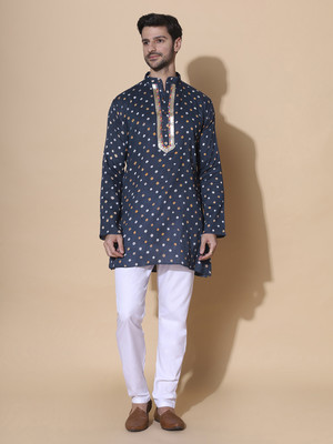 Moshi Men Embroidered Straight Kurta(Blue)
