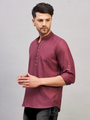 AITAVIKOVERSEAS Men Solid Straight Kurta(Maroon)