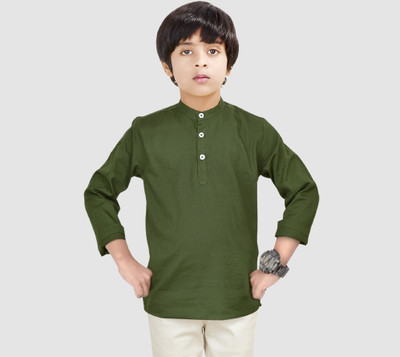 MADE IN THE SHADE Boys Solid Straight Kurta(Dark Green)