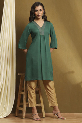 BIBA Women Solid Straight Kurta(Green)