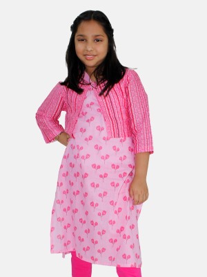 KiddoPanti Girls Printed Straight Kurta(Pink)