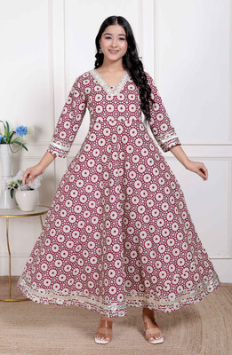 MIRAVAN Women Floral Print Anarkali Kurta(Multicolor)