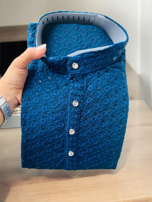 Growwax Men Chikan Embroidery Straight Kurta(Blue)