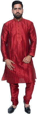 Vaisovaya Men Solid Straight Kurta(Maroon)