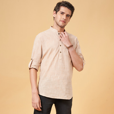 Indus Route by Pantaloons Men Solid Straight Kurta(Beige)