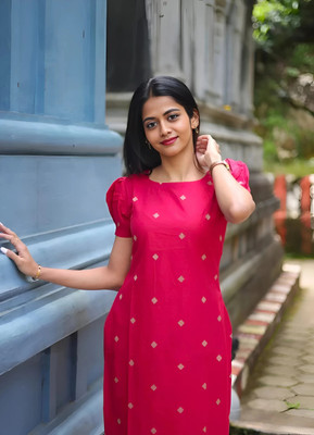 VARANI Women Printed A-line Kurta(Pink)