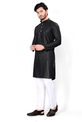 StyleVault Men Embroidered Straight Kurta(Black)