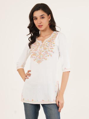 Miss Peach Women Embroidered A-line Kurta(White)