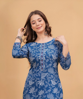 Dressar Women Floral Print Straight Kurta(Dark Blue)