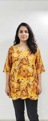 quickzu Women Floral Print Tunic Kurta(Yellow)