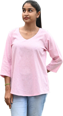 ALL ABOUT POSHAAK Women Solid Straight Kurta(Pink)
