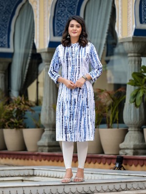 Lee Moda Women Dyed/Ombre A-line Kurta(Blue)