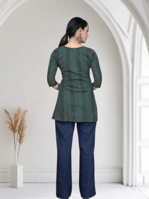 Rangrasiya Tex Women Solid Anarkali Kurta(Green)