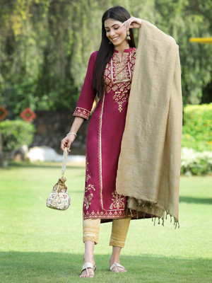 Juniper Women Printed Straight Kurta(Maroon)