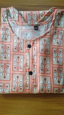 Avaasa Women Printed, Floral Print Straight Kurta(Orange, Beige)