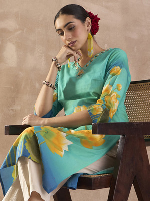 Indo Era Women Printed Straight Kurta(Green)