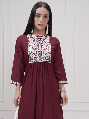 Vishudh Women Embroidered A-line Kurta(Multicolor)