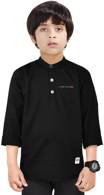 NirvaanaTrends Boys Solid Straight Kurta(Black)