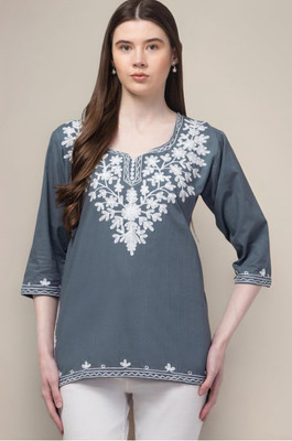 Avnienterprisea Women Solid, Embroidered A-line Kurta(Grey)