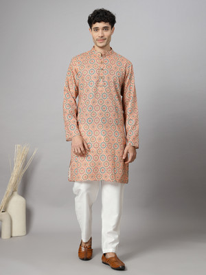Vastraa Fusion Men Floral Print A-line Kurta(Gold, Multicolor)