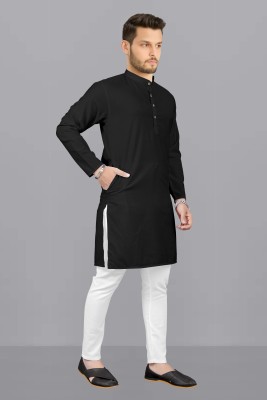 Yanshcreation Men Solid Straight Kurta(Black)