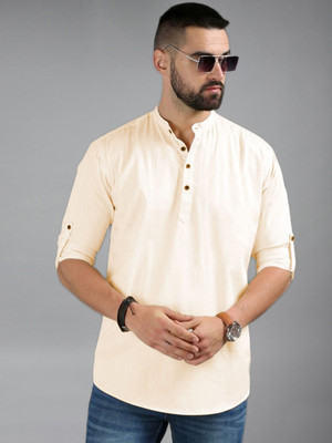 Yugnik Men Solid Straight Kurta(Beige)