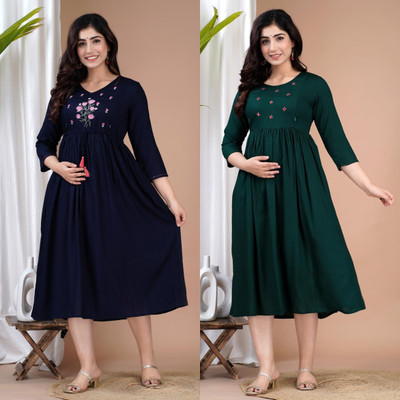 Priyas Creation Women Embroidered Anarkali Kurta(Multicolor)