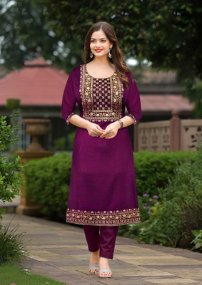 RAMWEAVERS Women Embroidered Straight Kurta(Purple)