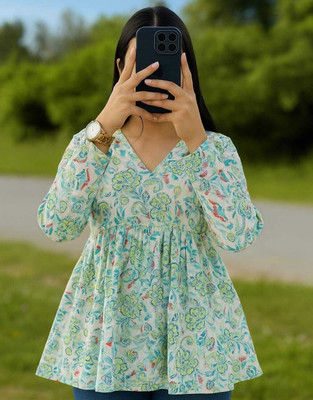 Valvet Women Floral Print Flared Kurta(White)