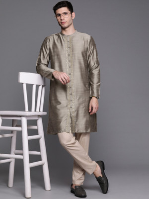 Indo Era Men Embroidered Straight Kurta(Grey)