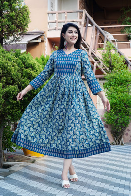 Hand Block Print Women Floral Print A-line Kurta(Dark Blue)