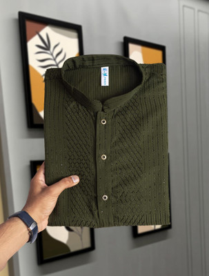 FOXDX Men Self Design Straight Kurta(Green)