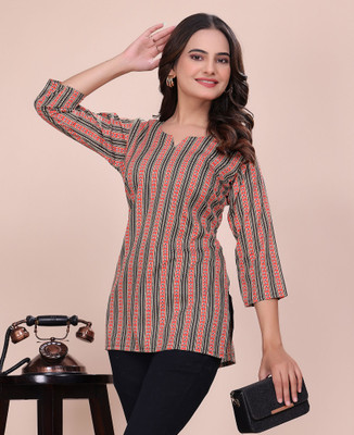 GLAM COUTURE Women Printed Straight Kurta(Red)