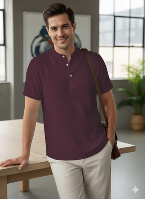 WUXI Men Solid Straight Kurta(Purple)