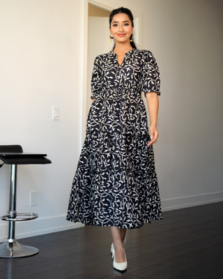 LIBAS Women Floral Print Flared Kurta(Black)