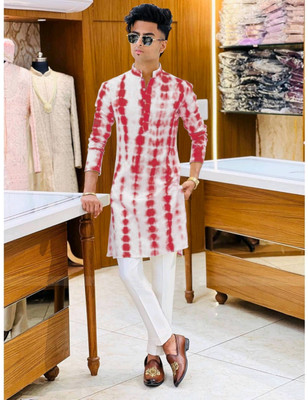 click n buy Men Geometric Print Straight Kurta(Maroon)