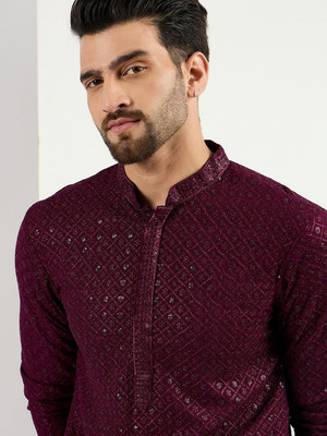 House of Pataudi Men Embroidered Straight Kurta(Maroon)