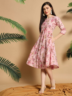 MEERANSHI LIVING Women Floral Print Flared Kurta(Pink)