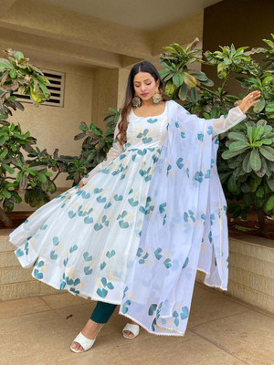 HELWIN DESIGNER Women Kurta Dupatta Set