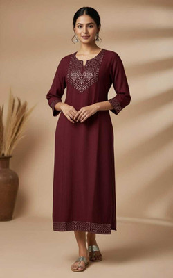 sofiacollection Women Embroidered, Geometric Print Straight Kurta(Maroon)