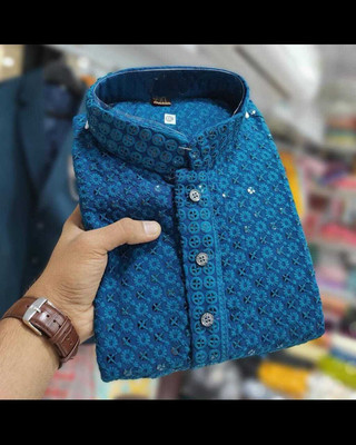 DIAMOND CLUSTER Men Embroidered Straight Kurta(Blue)