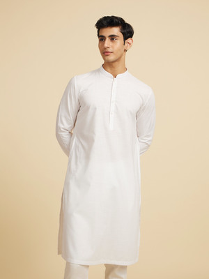 DIWAS by Manyavar Men Solid Straight Kurta(White)