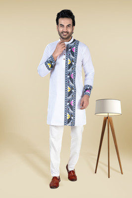 RoohSA Men Self Design Straight Kurta(White, Black)